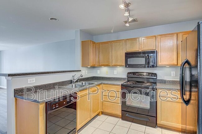 Photo - 7108 W Friendly Ave