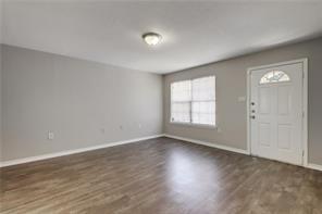 Photo - 204 Hall St Townhome