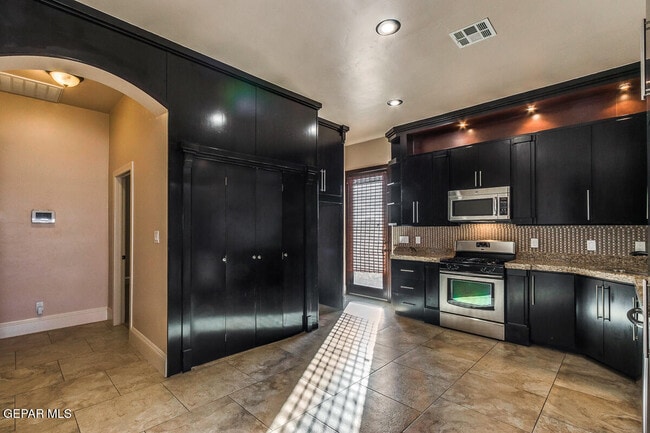 Photo - 12800 Cozy Cove Ave
