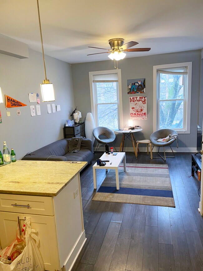 Photo - 1433 N Cleaver St Condo