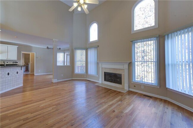 Photo - 1474 Lake Heights Cir