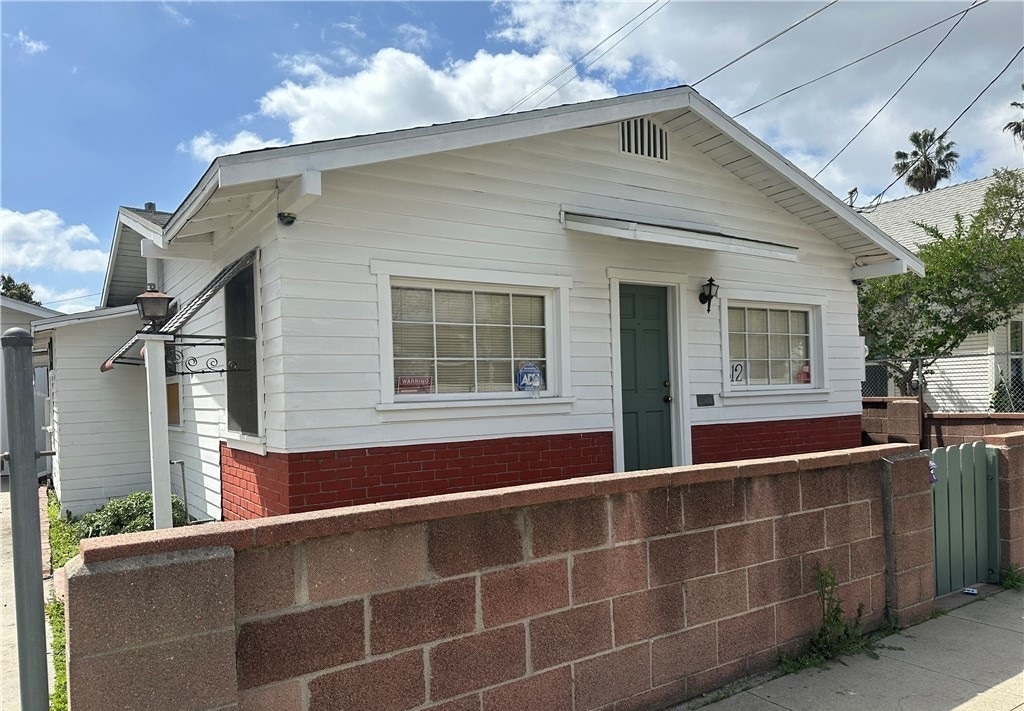 Photo - 612 W Santa Ana St