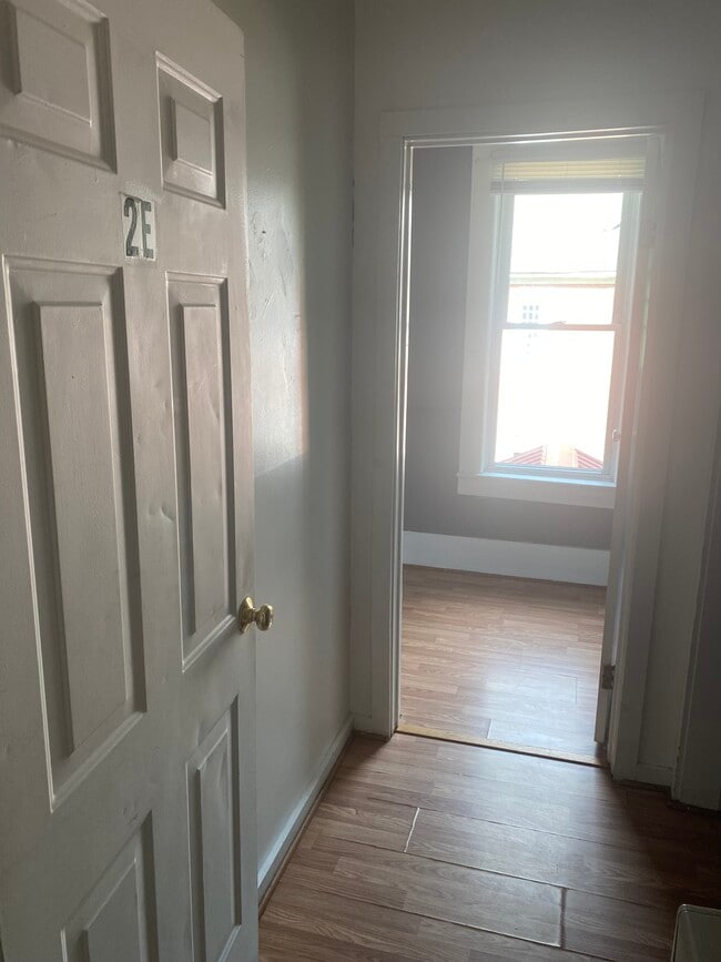 Photo - 35. W. University Street Unit 2E