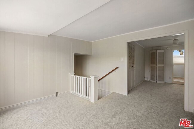 435 1/2 Raymond Avenue Unit
