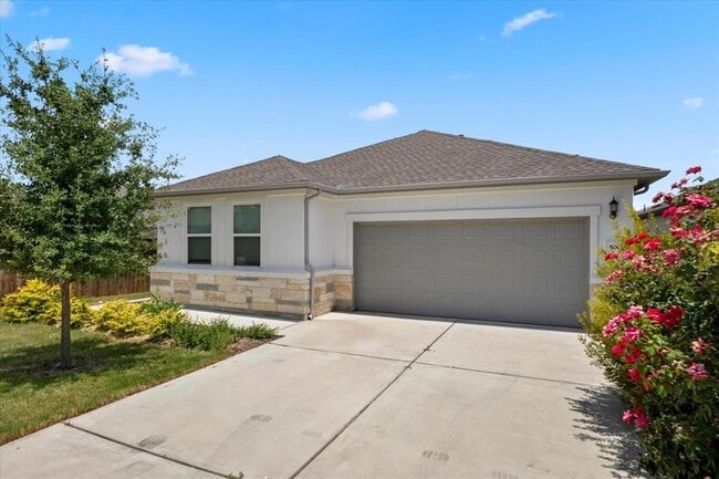 Photo - 500 Stinchcomb Rd