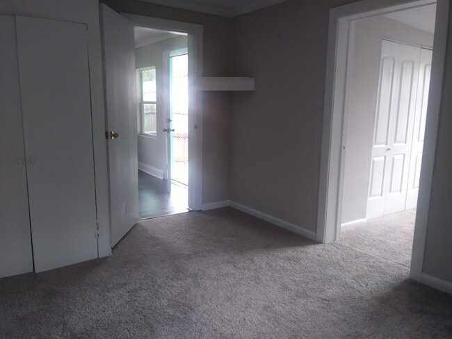 1523 w hiawatha st Unit 1
