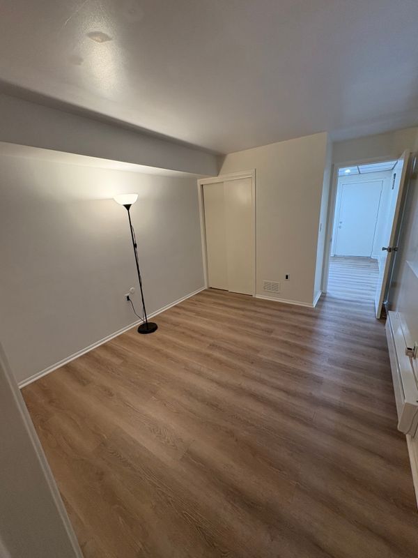 Photo - 422 Sussex St