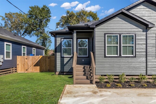 Photo - 4905 Paula St