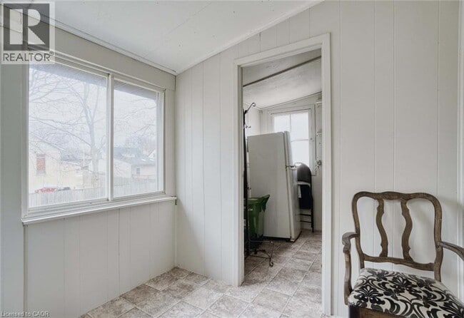 Photo - 162 East St Unit 2