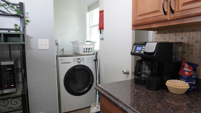 Photo - 237 18th Ave S