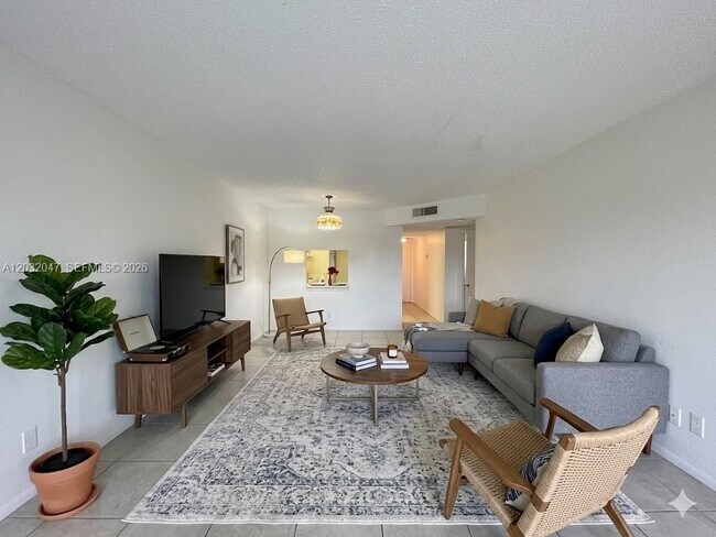 Photo - 8000 S Colony Cir Unidad 305