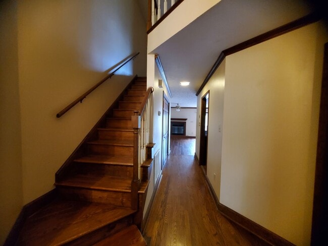 Photo - 450 Lands End Rd