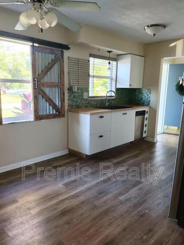 Photo - 6764 297th Ave N