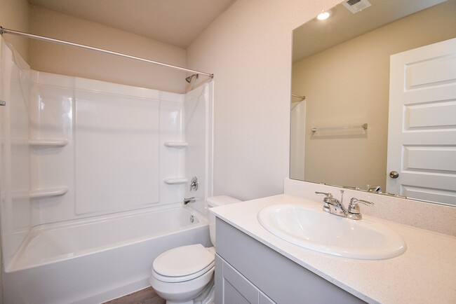 Photo - 8006 Camphor Ct