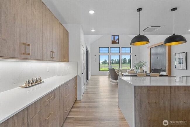 Photo - Brand NEW 3 Bedroom Condo for rent in Lynden!