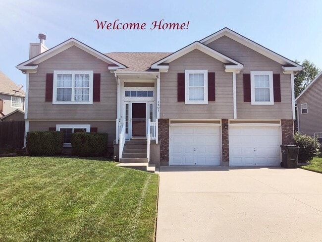 Building Photo - 1501 Stoneybrooke Dr