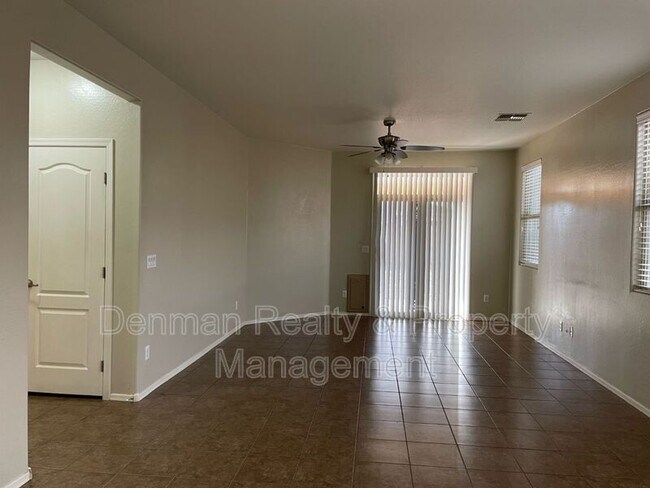 Photo - 7419 W Glass Ln