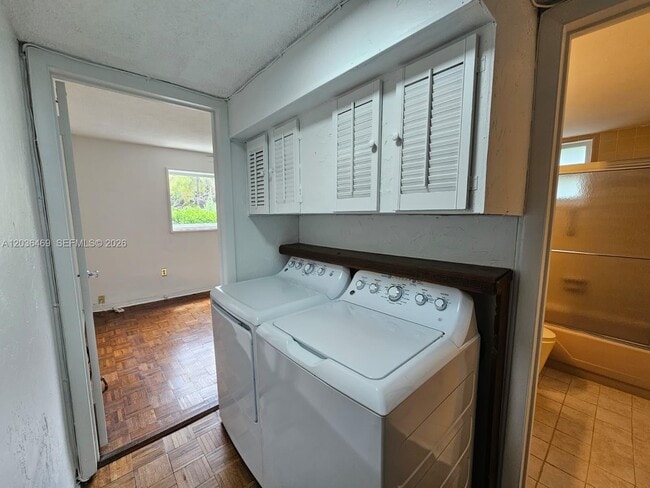 Photo - 520 NE 38th St Unit 12