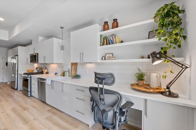 Photo - 4004 Banister Ln Unidad 105