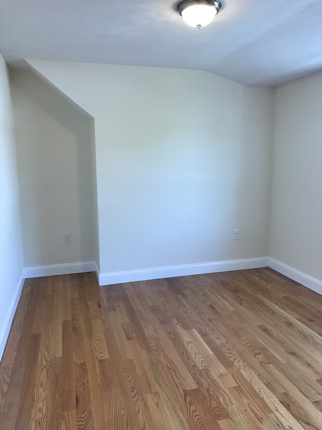 Photo - 146-148 Alma Unit 148