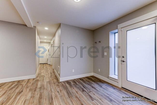 Photo - 7924 SE Raymond St