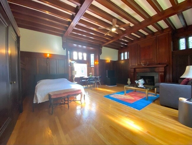 Photo - 384 Marlborough St Unit 2