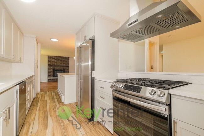 Photo - 15433 22nd Ave SW
