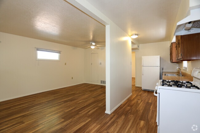 1BD, 1BA - 600SF B