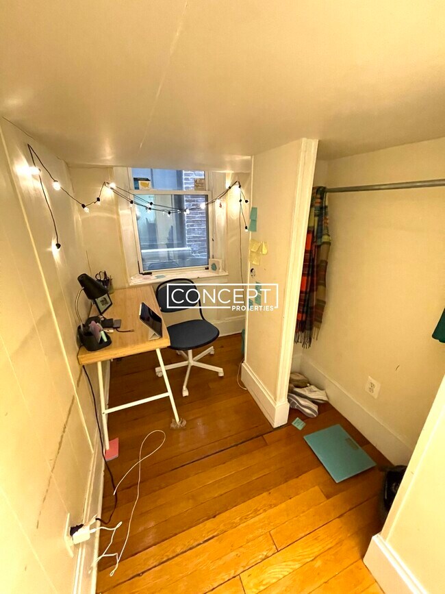 Photo - 17 Aberdeen St Unit 2