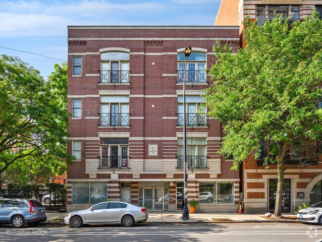 Building Photo - 1347 W Washington Blvd Unit 3C Rental