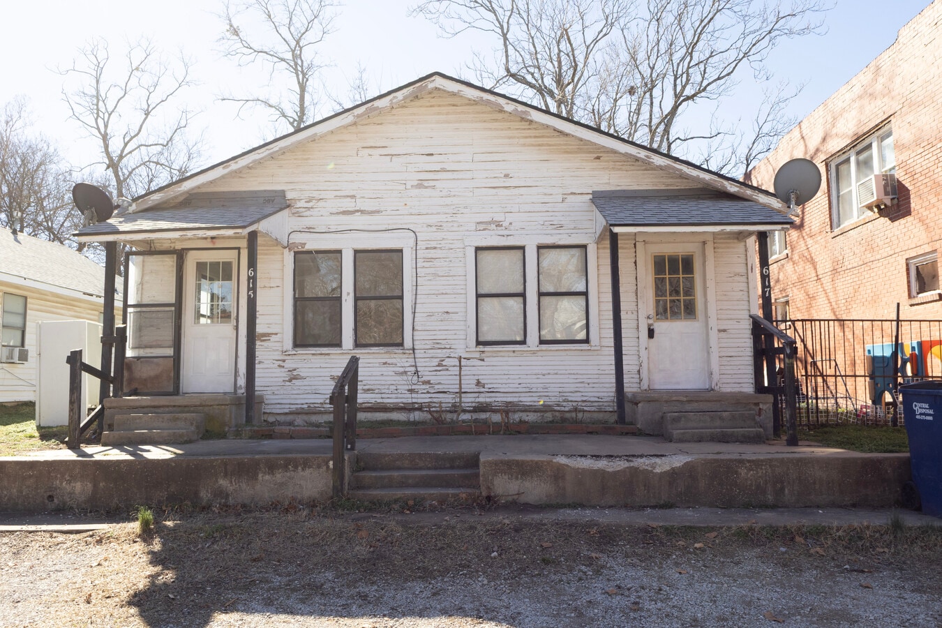 Photo - 617 W Highland St