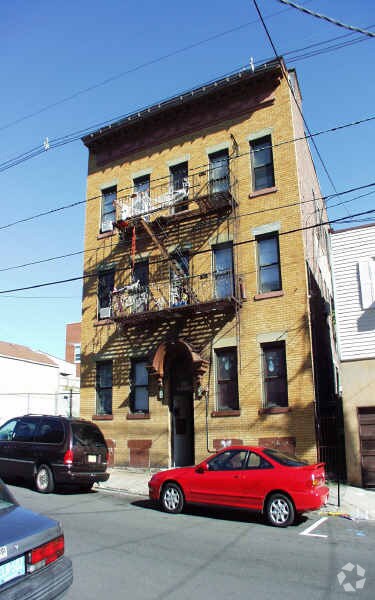 The Jessica - The Jessica Apartments