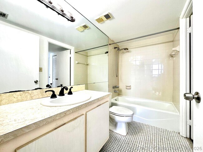 Photo - 1470 NE 123rd St Unit A1010