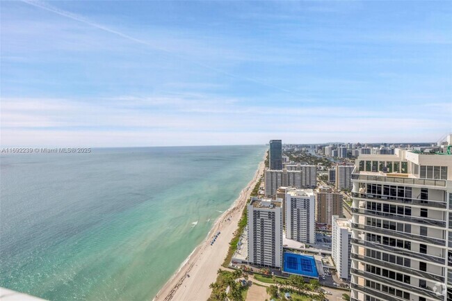 Building Photo - 1830 S Ocean Dr Unit 4704 Rental