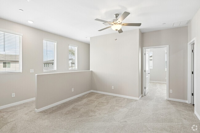 3BR, 2.5BA - 1,525SF - Family Room