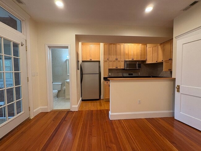 Photo - 191 Winthrop Rd Unidad 6