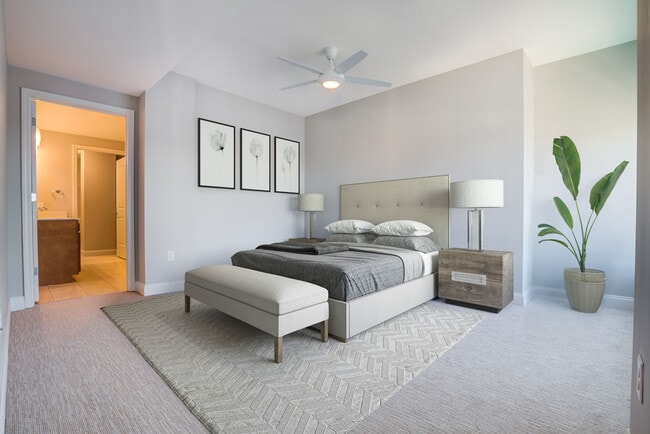 Photo - Overlook at RiverPlace