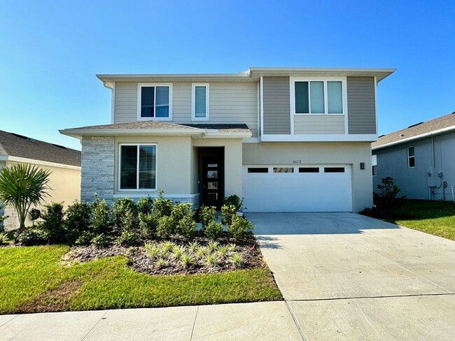 Building Photo - Two-Story Home Available in Davenport!