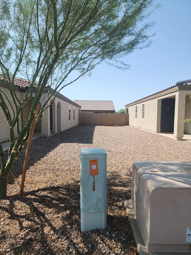 Photo - "Spacious 4-Bedroom Oasis in Casa Grande w...