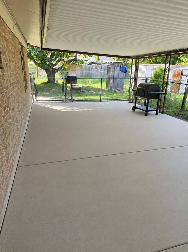 Photo - 1507 Richard Dr