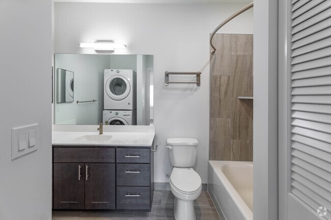 Studio, 1 BA - Park City - 578 SF