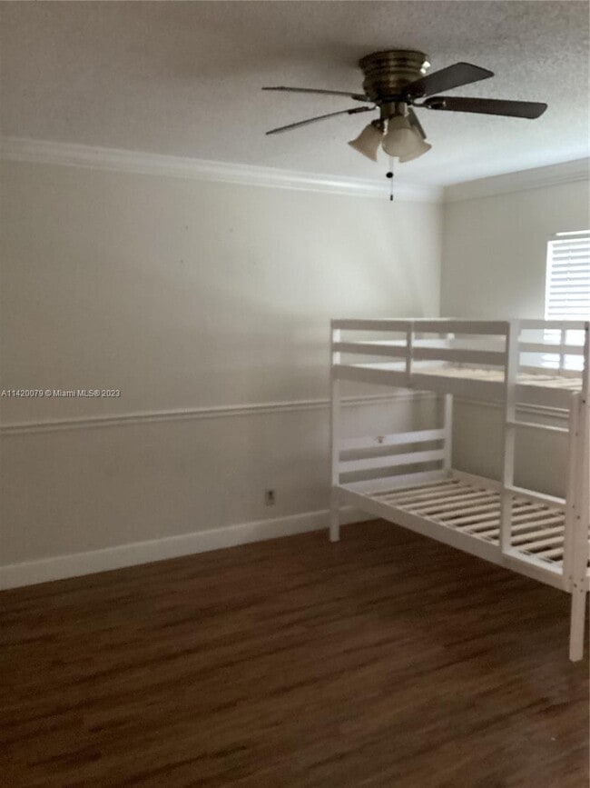 Building Photo - 8141 SW 24th Ct Unit 306 Rental