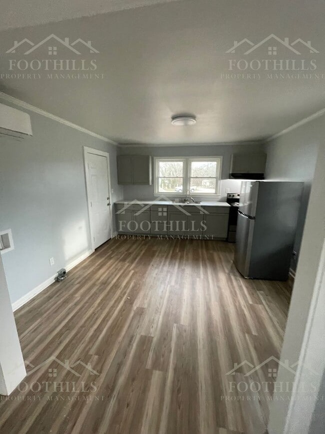 Photo - 3317 Berry Ln Unit B