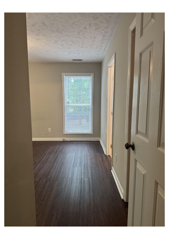 Photo - Spacious 2-Bedroom, 2-Bathroom Apartment in Fayetteville
