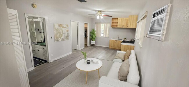 Photo - 2619 Arthur St Unit 2