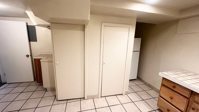 Building Photo - 2583-2585 S 700 E Unit 2585 S 700 E #3