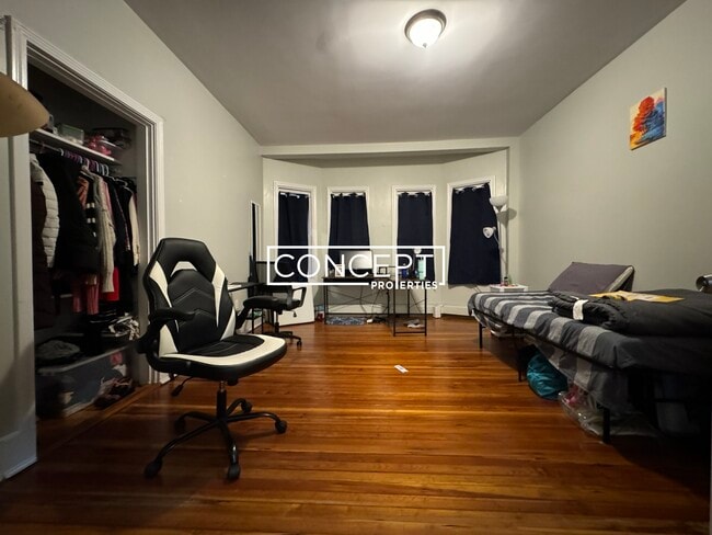 Photo - 314 Centre St Unit 2B