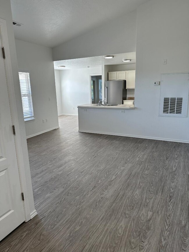 Photo - 11811 Clover Field Ln