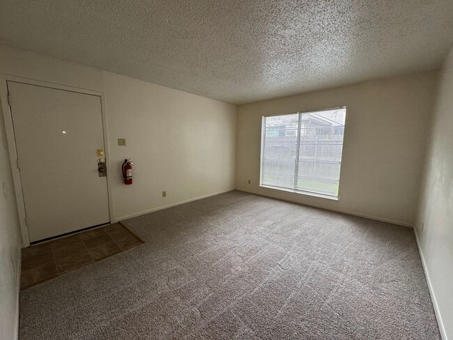 Photo - 4308 Lake Rd Unit # F