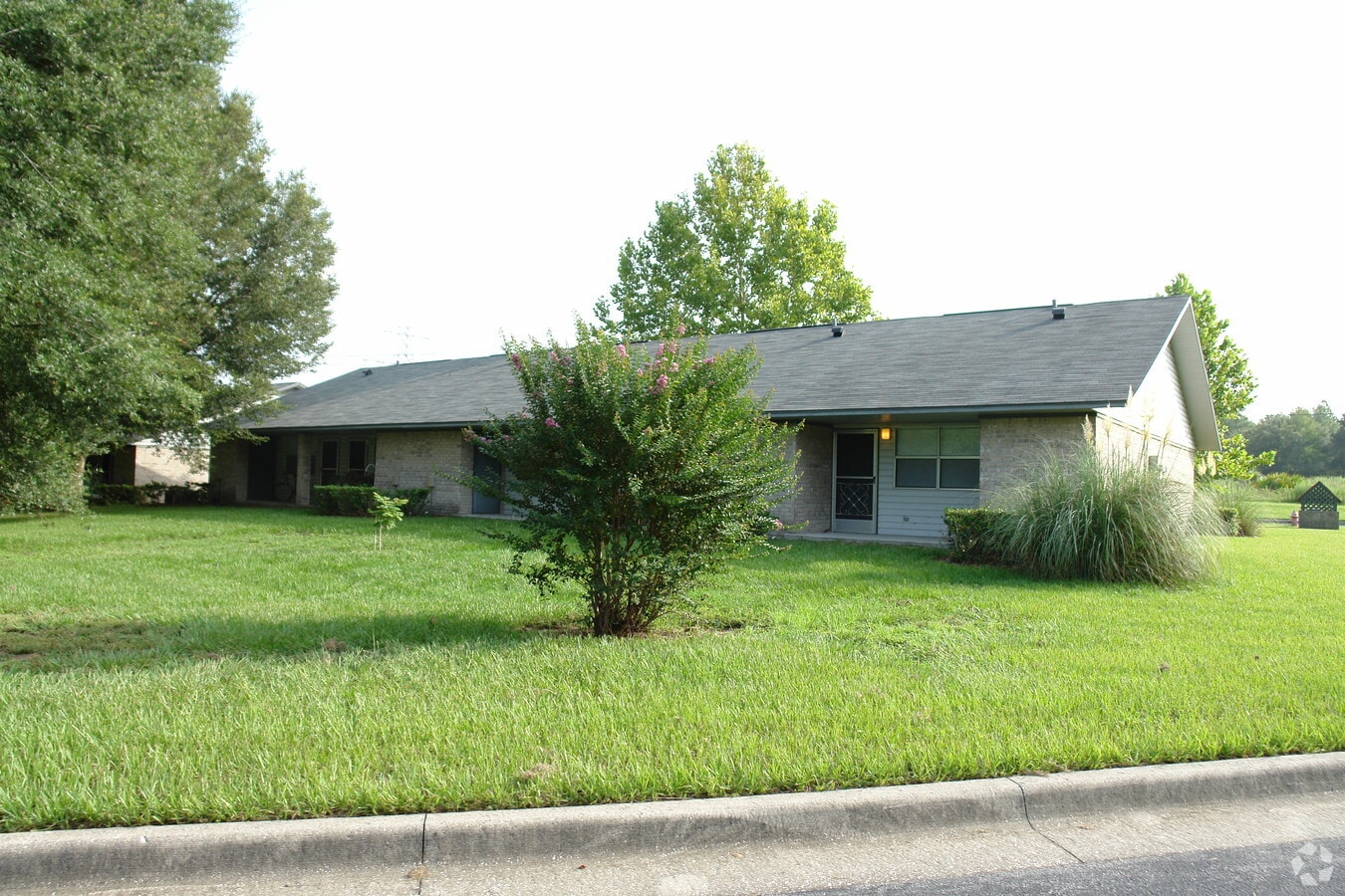 Photo - River Reach Apartments